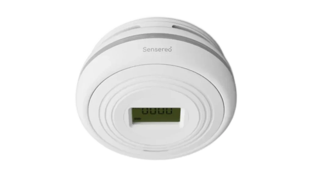 White Sensereo smart carbon monoxide detector with a digital LCD screen.